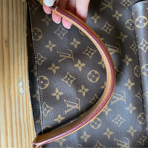 Louis Vuitton Métis Hobo - good condition, Comes with shoulder strap. - Picture 5 of 10